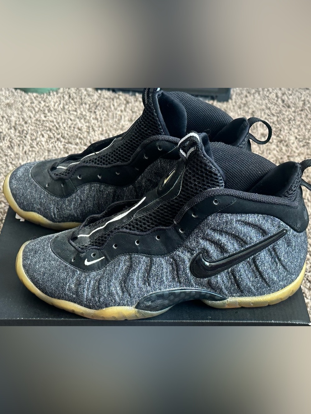 Nike Men’s Black & Heather Gray Foamposite-Style Sneakers